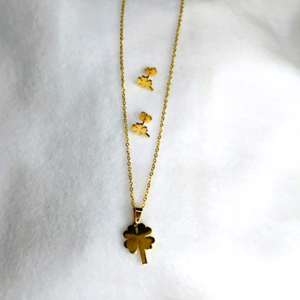 Stanley Gold Minimalist Necklace